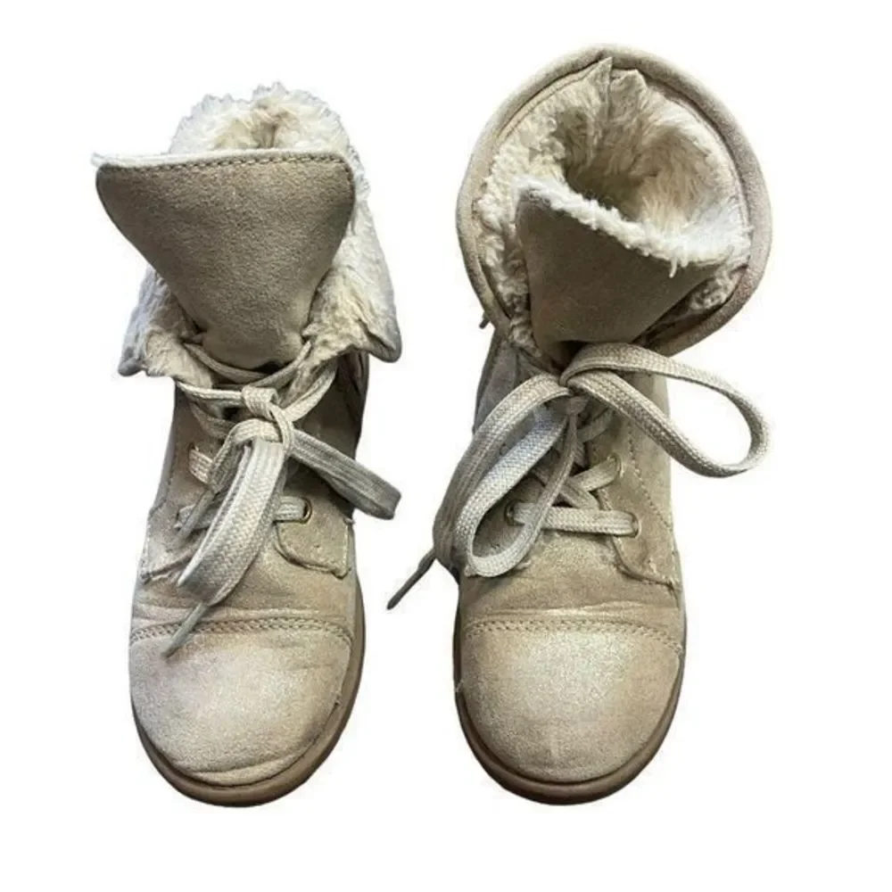 Maggie & Zoe Girls Gold Lace Up Faux Fur Lined Fold Over Boots Toddler Size‎ 11